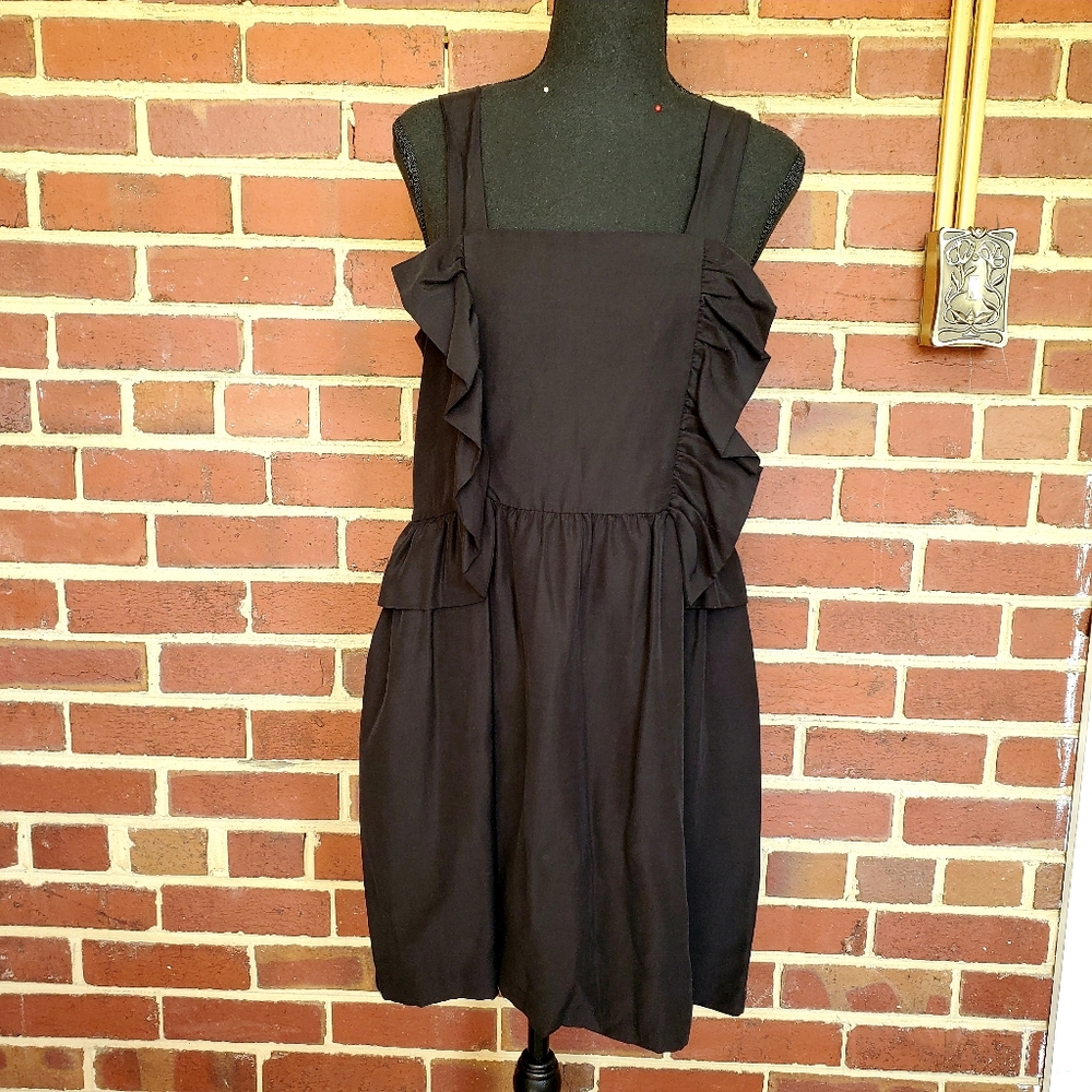 Black Dress [H&M]